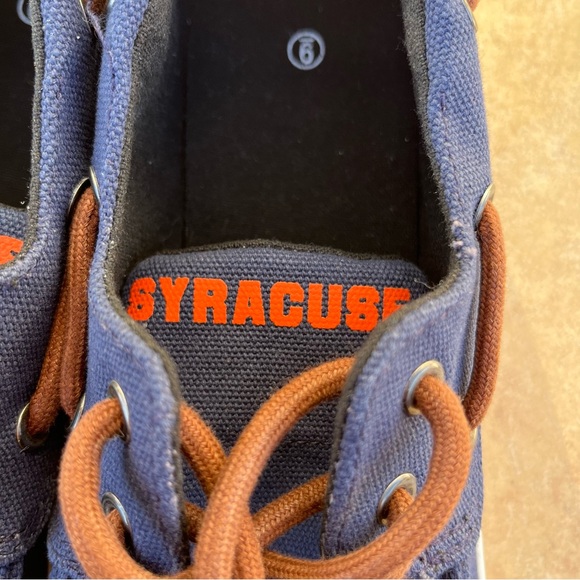 Syracuse University navy blue and Orange men’s boat shoe FOCO size 9 - Picture 8 of 11